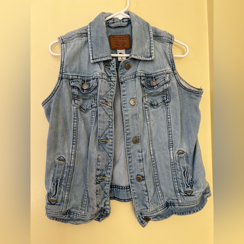 Abercrombie & Fitch Light Blue Denim Vest